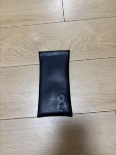 エイトトウキョウ　ブラックPVCレザー メガネケース