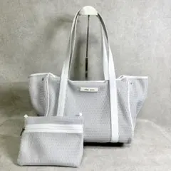 q bag Paris ネスト M グレージュ 軽量 大容量 ポーチ付き