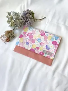 水彩画風　ちょうちょ柄　お薬手帳ケース　マルチケース