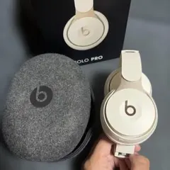 Beats Solo Pro ワイヤレスヘッドホン 本体のサムネイル