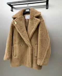 売り切りたいのでコメント下さい大幅値下✖様ベージュ ダブルブレスト ファーコート