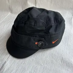 NIKEGOLF ボタン付き黒キャップ