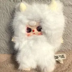 popマート baby three ホワイト ぬいぐるみキーホルダー