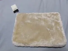 新品 ファークラッチバッグ　earthmusic＆ecologyアース