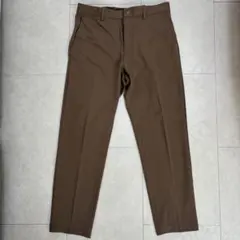 ユニクロ　UNIQLOブラウン スリムフィット スラックス　Mサイズ