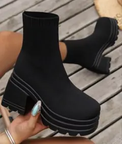 新品　厚底ソックスブーツ