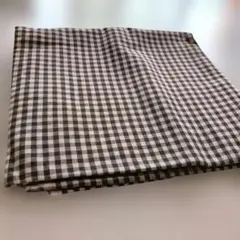 ブラウンチェック柄　111✖109