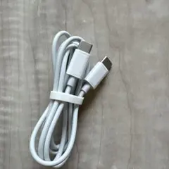 USB-C to USB-C 充電ケーブル ホワイト