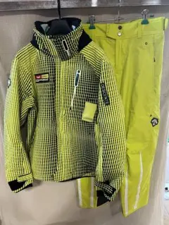 2025年最新】volkl ウェアの人気アイテム - メルカリ