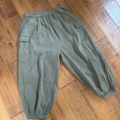 オリーブ色 カジュアルパンツ ゴムウエスト カーゴパンツ バルーンパンツ 新品