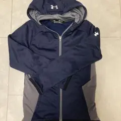 アンダーアーマー　フード付パーカー　YMD