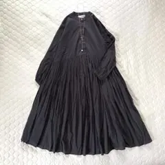 【美品】BEARDSLEY ギャザーワンピース　サイズ0チャコールグレー