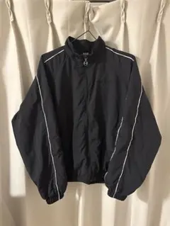 Under Armour 黒 ジャンパー・ブルゾン