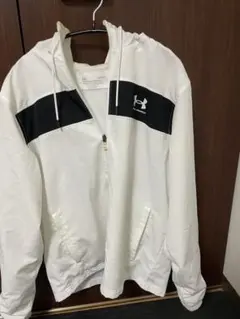 Under Armour フード付きナイロンジャケット LG