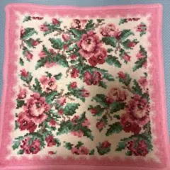 FEILER フェイラー タオルハンカチ 華やかな　リアローズ柄