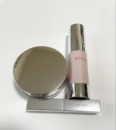 エトヴォス　2025年クリスマス限定コフレ　パウダー、下地、ルージュ1回使用