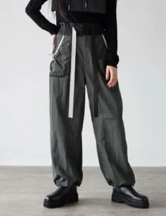 radiate ロングパンツ　バイカラー　ロングテープ付き　リボン