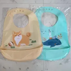 【新品】お食事エプロン　2点セット