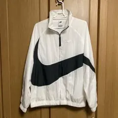 NIKE ビッグスウォッシュ　ナイロンジャケット　Sサイズ