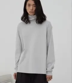 グレー タートルネック 長袖カットソー