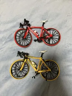 ロードバイク　ミニチュア　自転車　レッド・イエローのサムネイル