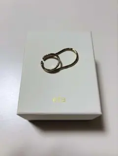 お値下⭐︎ete 指輪 ウェーヴリング 13号 K10 - メルカリ