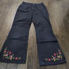 花柄刺繍ダークデニムロングパンツ 14号