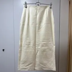 UNIQLO スリット入りタイトスカート