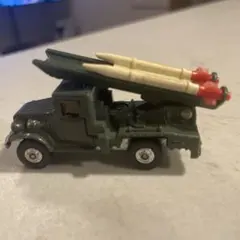 トミカ　黒箱　日本製　トヨタ　自衛隊　ロケット車　トラック　HQ15V