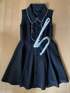 アンミールノースリーブ黒ワンピース　Sサイズのサムネイル