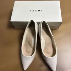 RANDA パンプス アイボリー 3E幅広 アーチサポートパンプス
