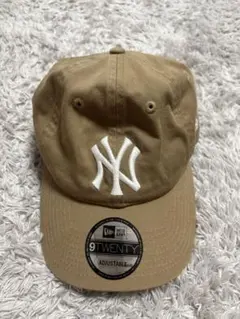 New Era 9TWENTY ベージュキャップ