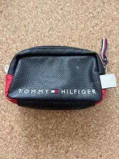 TOMMY HILFIGER クラッチバッグ 黒/赤
