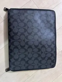 COACH ブラック クラッチバッグ