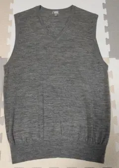 UNIQLO ユニクロ (M)　エクストラファインメリノ Vネックベスト