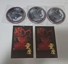 鬼滅の刃　ufotabledining 童磨　缶バッジ　チェキ風プロマイド