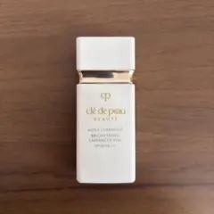 クレドポーボーテ＊ヴォワールルミヌ(化粧下地)