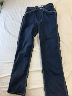 UNIQLO × JWANDERSONネイビー ストレートデニム