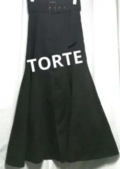 TORTE　ベルト付きフロントスリットマーメイドスカート　ブラックのサムネイル
