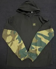 アディダス　カモフラージュ　ジャケット