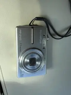OLYMPUS FE-240 デジタルカメラ 本体