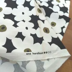 ena harsilson 鎌倉スワニー　北欧風　生地
