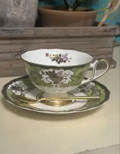 お値下げしました(・Д・)HOYA ティーカップ・ソーサーセット