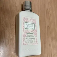 L'OCCITANE FLEURS DE CERISIER ボディミルクのサムネイル