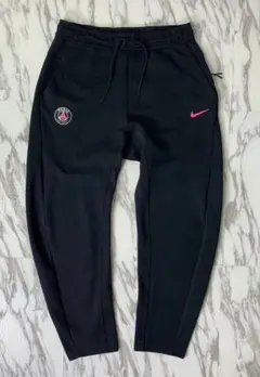 日本未発売 NIKE × PSG スウェットパンツ テックフリース ブラック