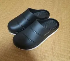 freebo ブラック クロッグサンダル