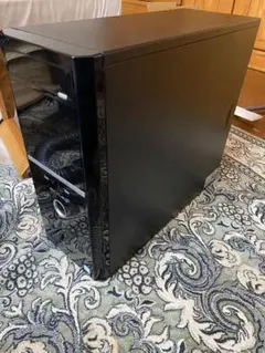 ブラックタワー型デスクトップPCケース