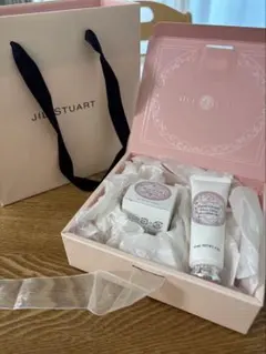 【新品未使用・美品】JILL STUART ハンド・リップケア　ギフトセット