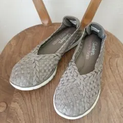 SKECHERS メモリーフォーム メッシュ フラットシューズ　23cm