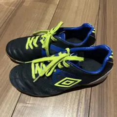 Umbro フットサルシューズ　21.0cm